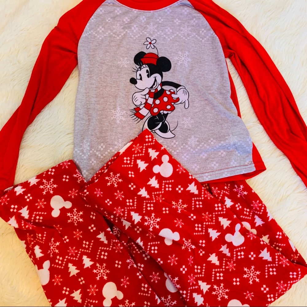 SOLD Disney Minnie Mouse Girl's Christmas Pajama